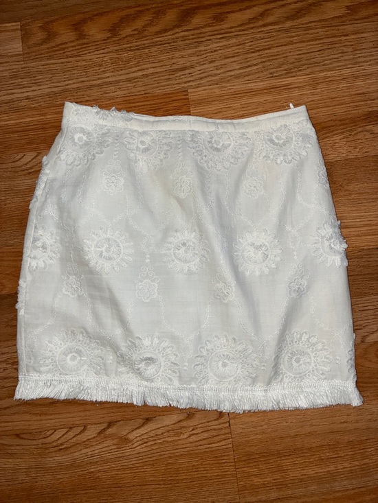 Walter Baker Dresses & Skirts - Walter Baker White Embroidered Fringe Mini Skirt